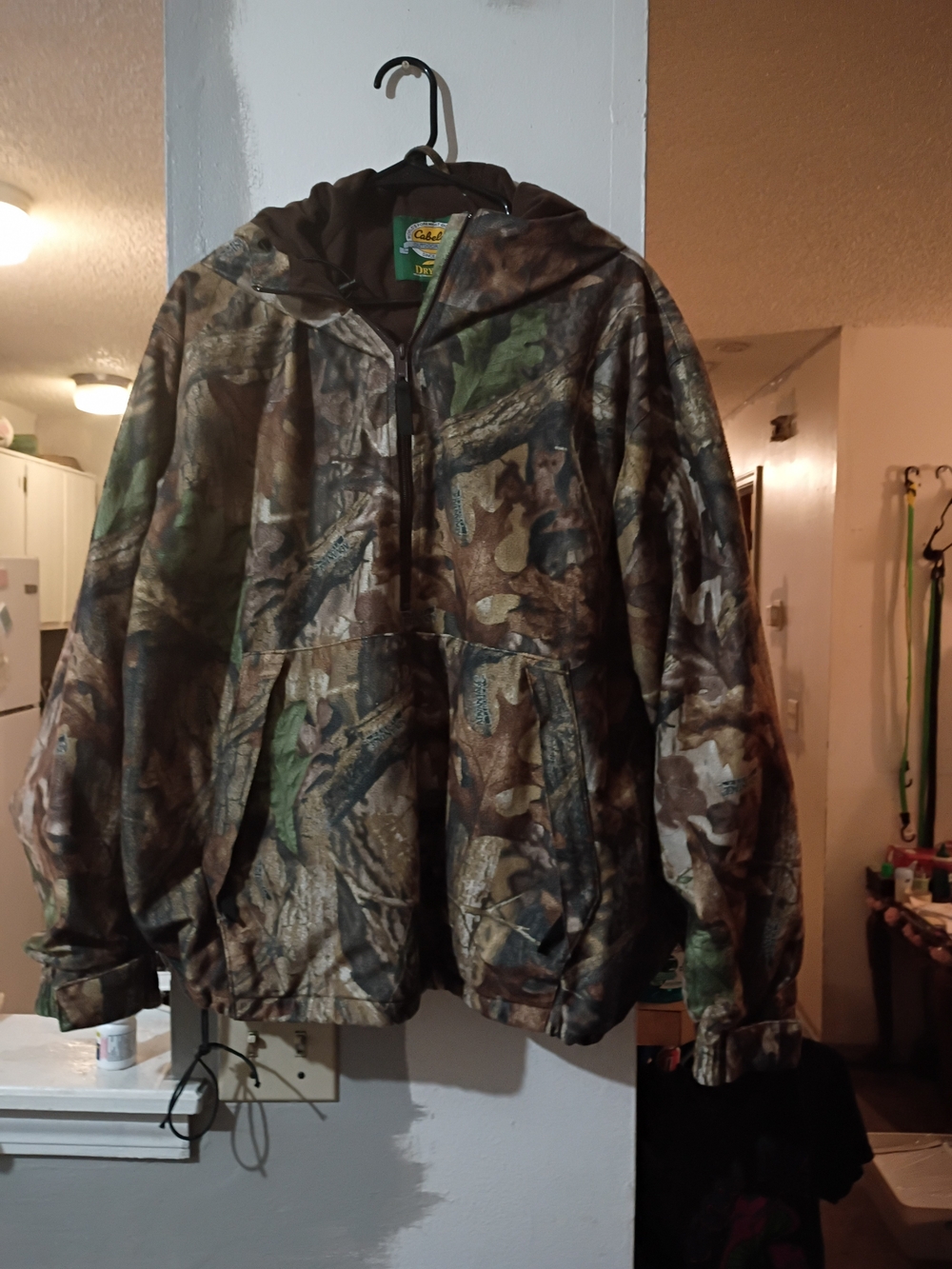 Vintage (99-03) Cabela's XL Dry Plus Realtree Camo Hooded Jacket